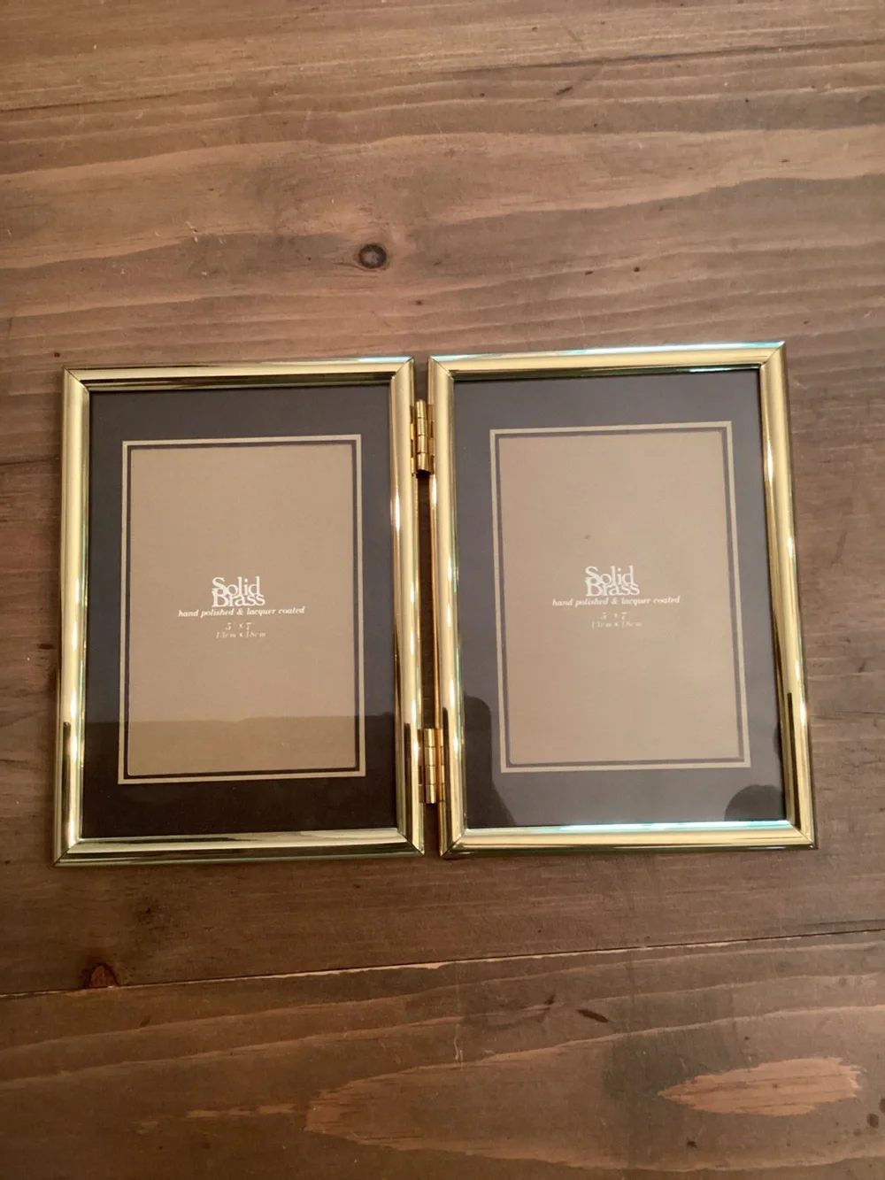 VINTAGE SOLID BRASS HINGED DOUBLE FOLDING PICTURE FRAME 5